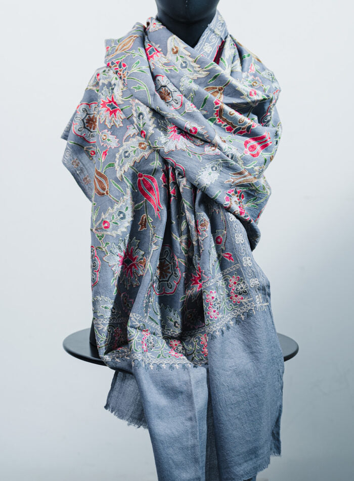 Ash grey stole