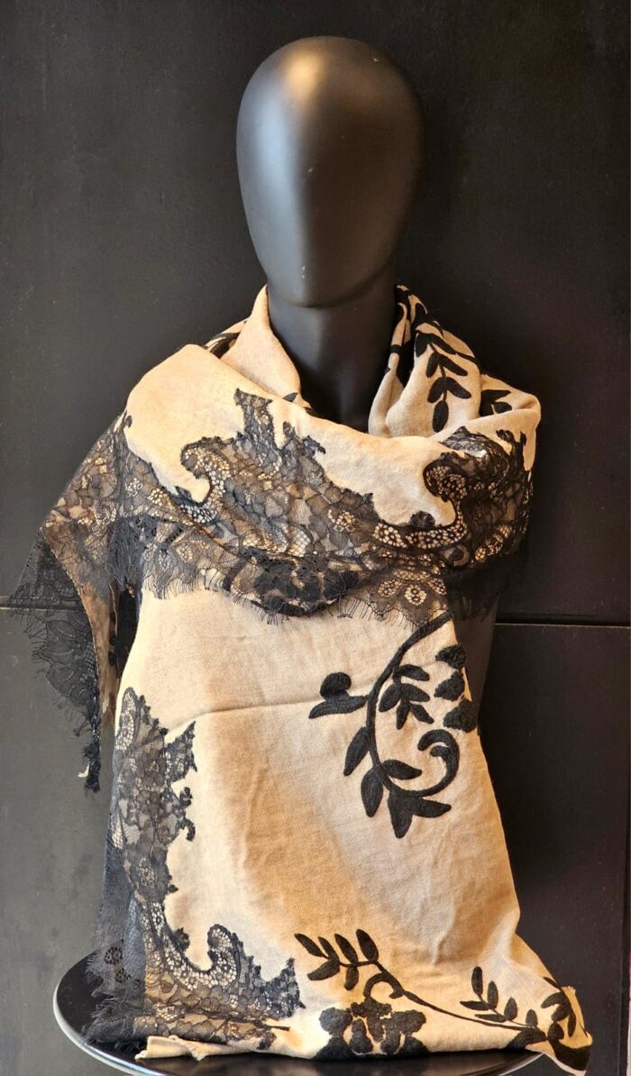 Stole with Fine Lace and Machine Embroidery